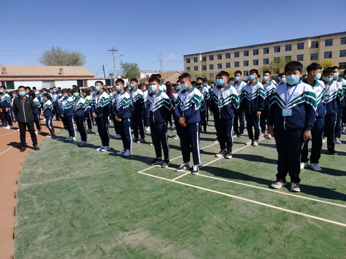 D:\2019---2020年第二学期团委工作\升旗\升旗剪影\传承五四志 激扬青春梦\微信图片_202005050827044.jpg