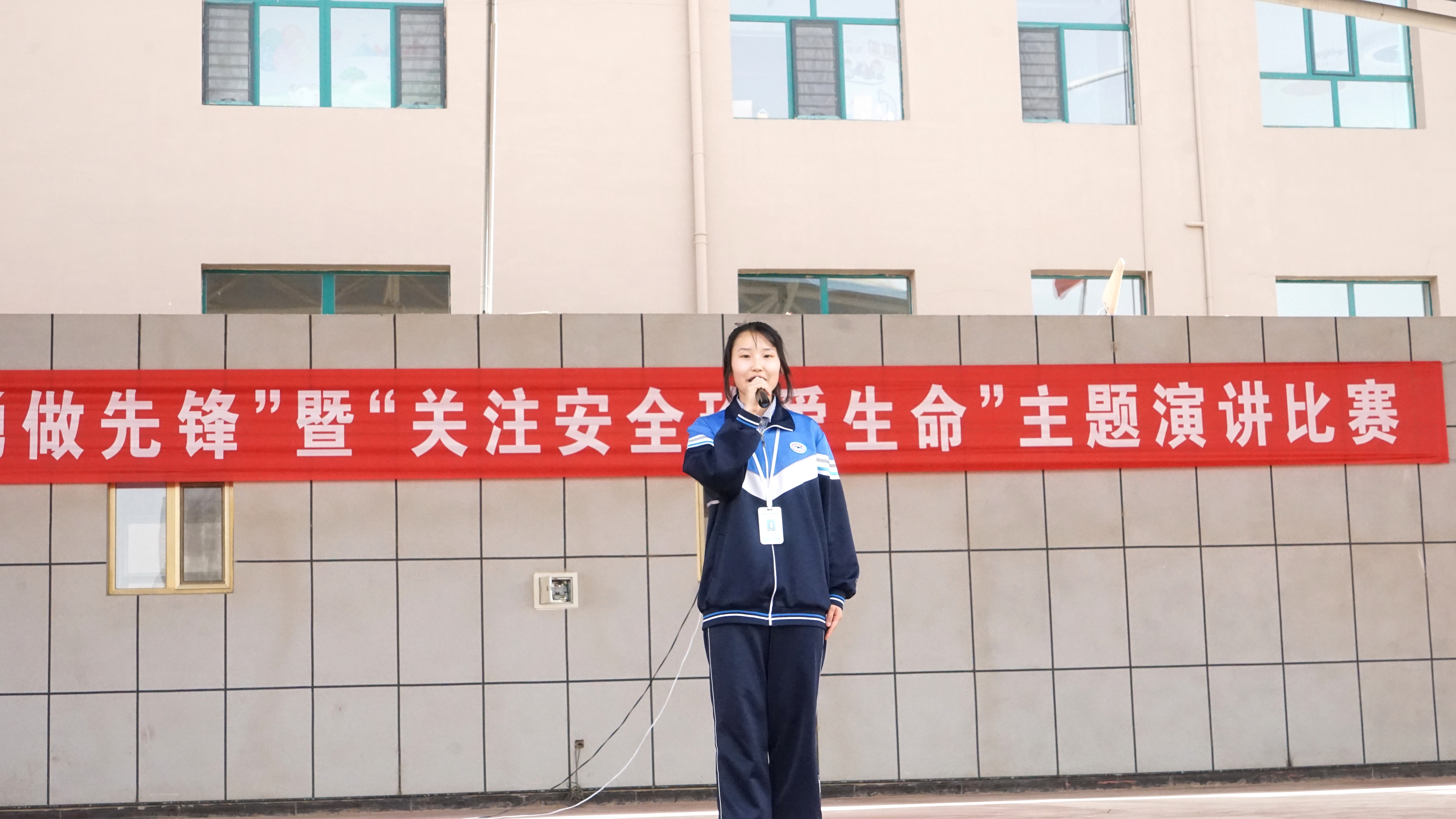 安全演讲剪影  (3).JPG