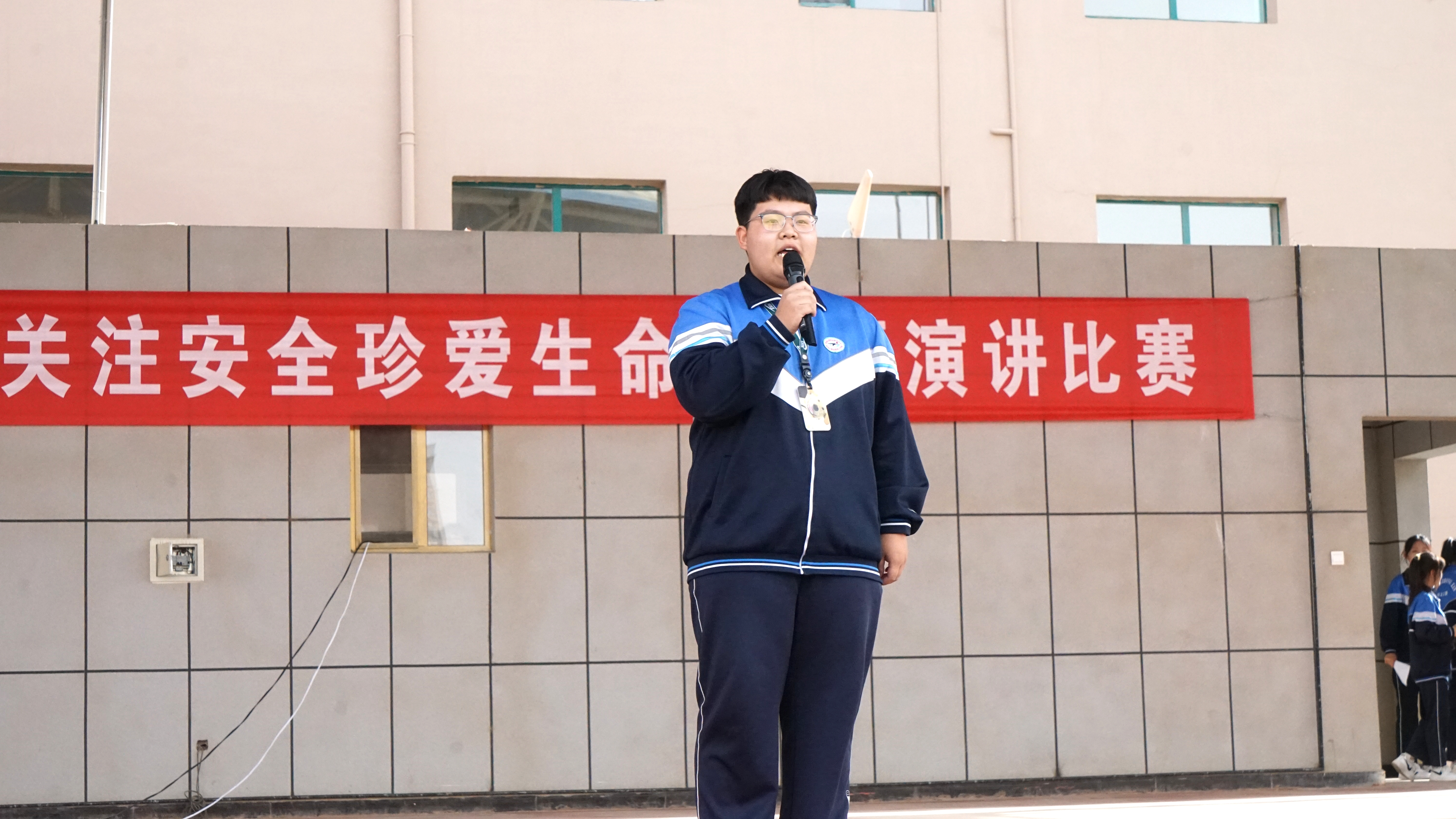 安全演讲剪影  (7).JPG