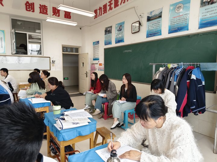 9月12日听周昆老师课《陈情表》 (2).jpg