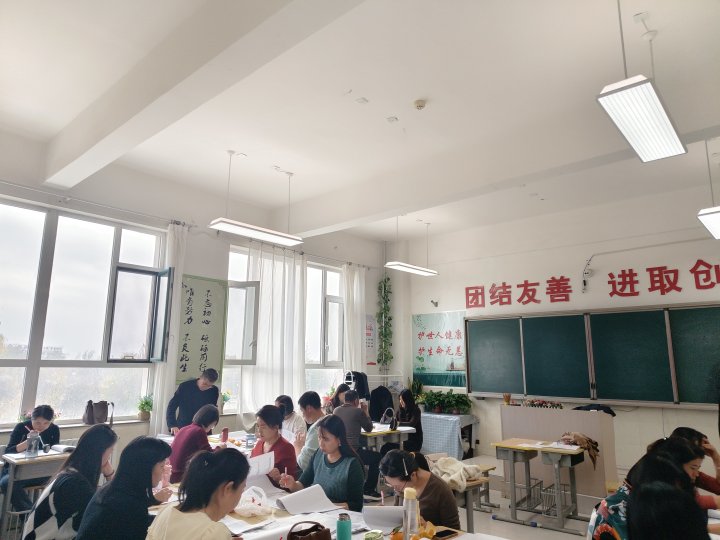 11月8号期中考试改卷 (4).jpg