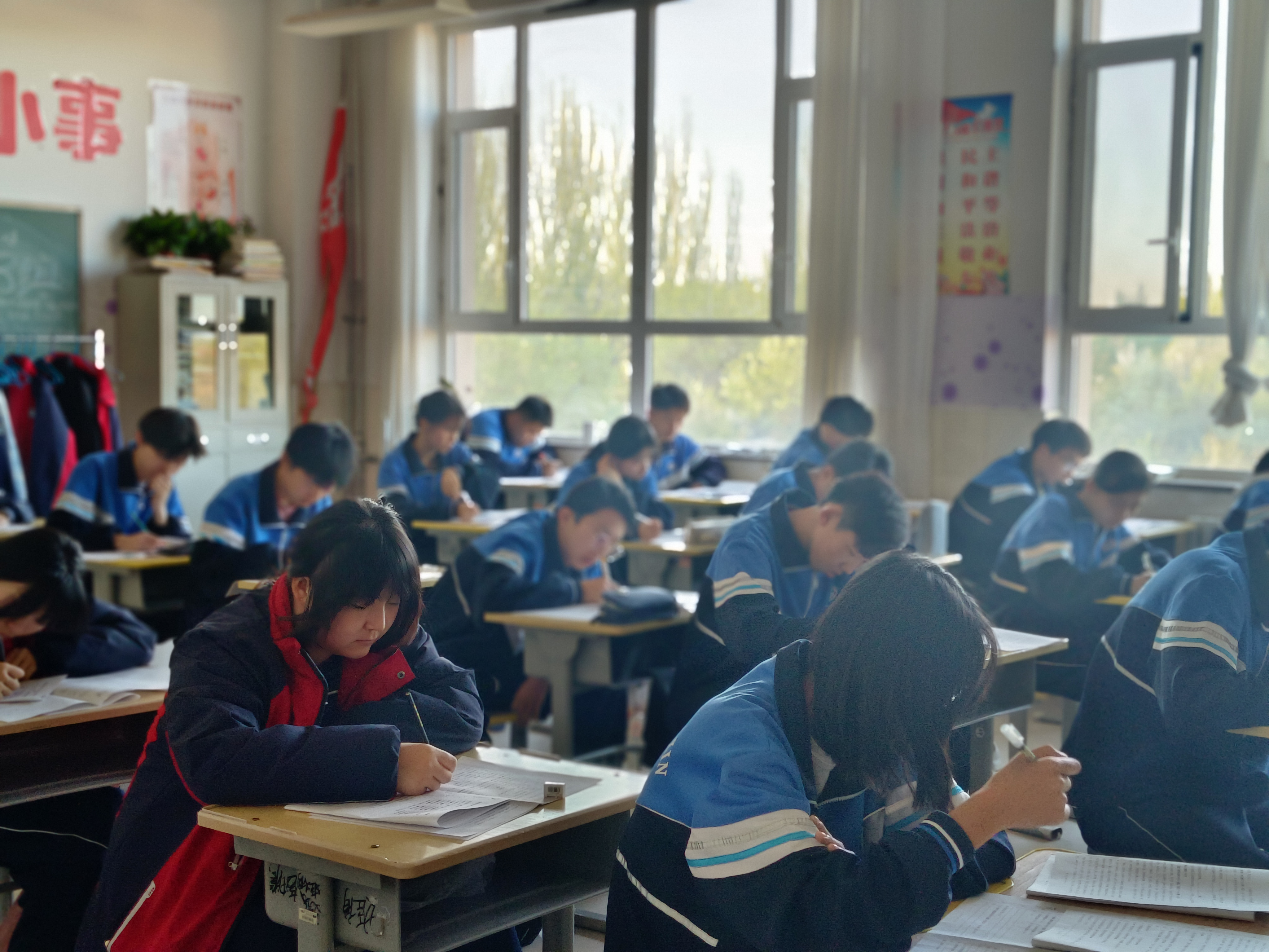 4月28日、4月29日考试现场 (9).jpg