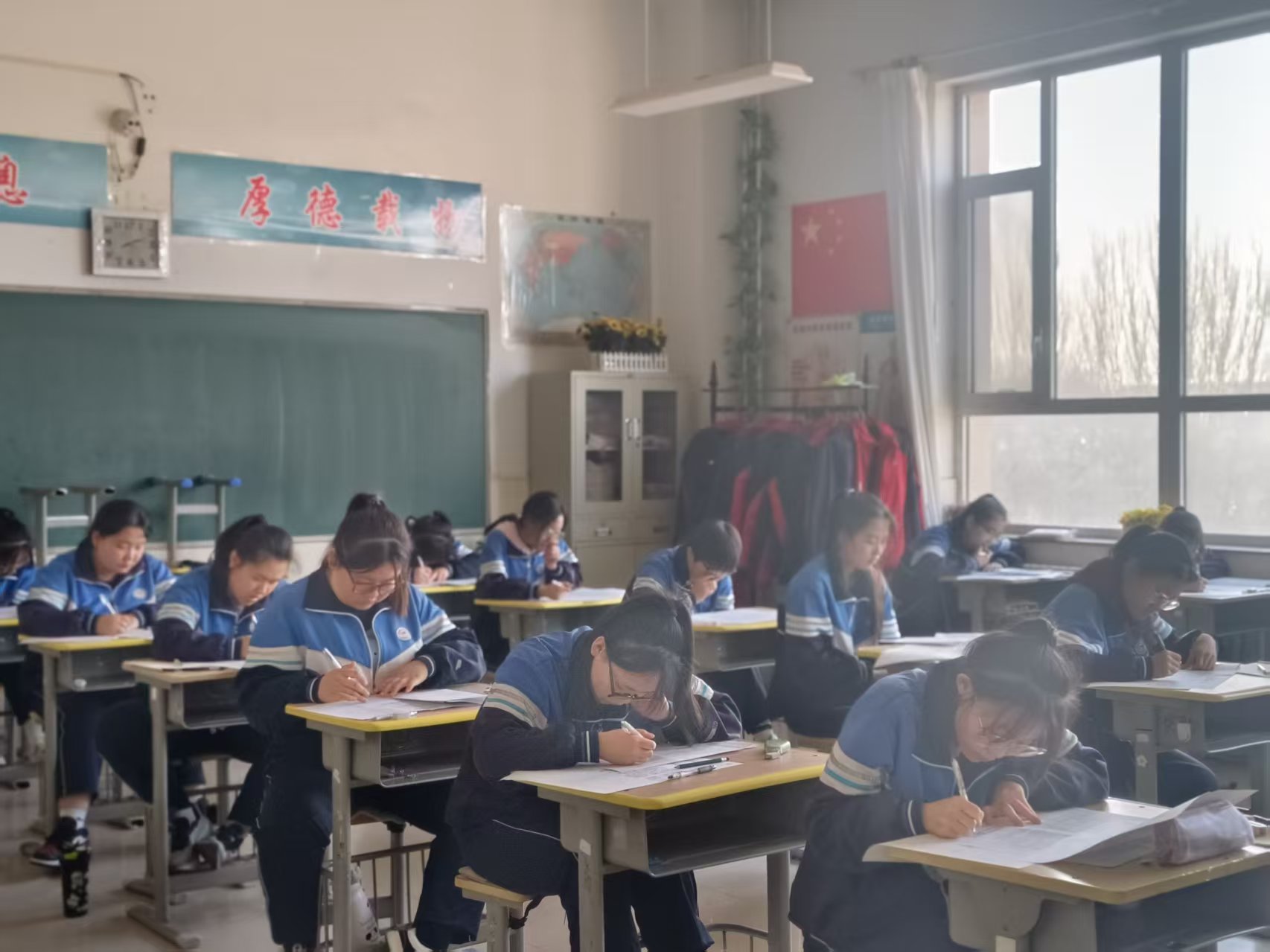 3月20日高三模拟考试 (1).jpg